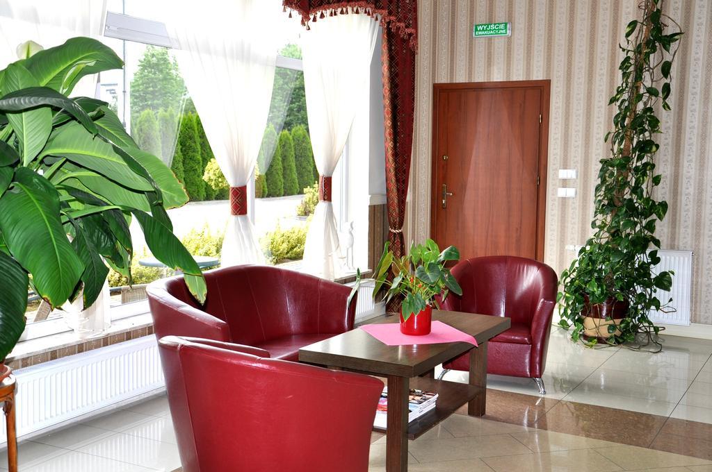 Hotel Korona Rzeszów Exterior foto
