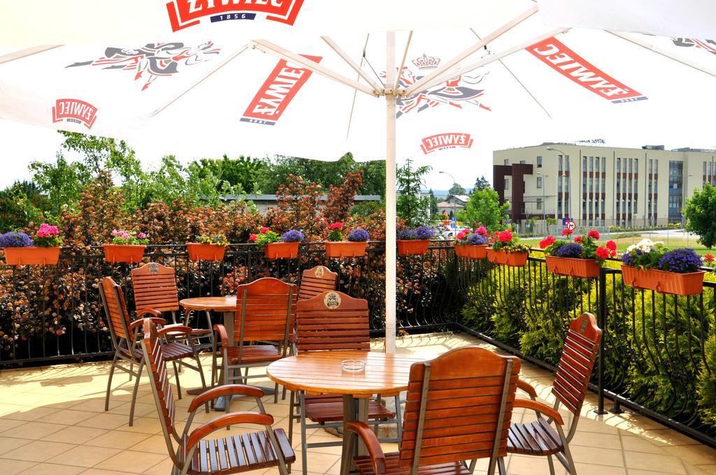 Hotel Korona Rzeszów Exterior foto